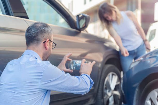 Professional Commercial Auto Insurance technician working in Alcoa, TN